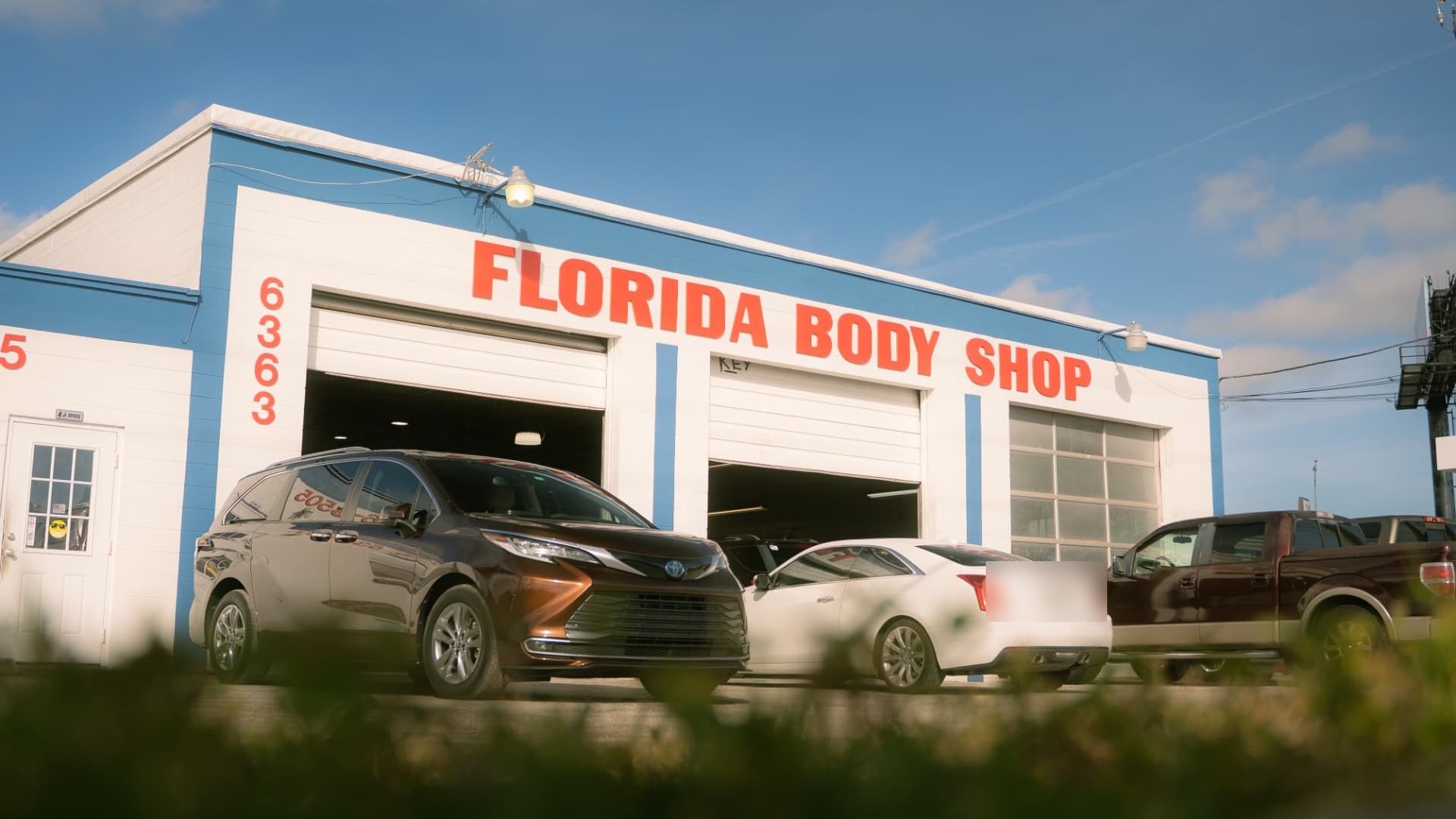 Front of FL Body Shop at 6363 Ulmerton Road in Largo, Florida